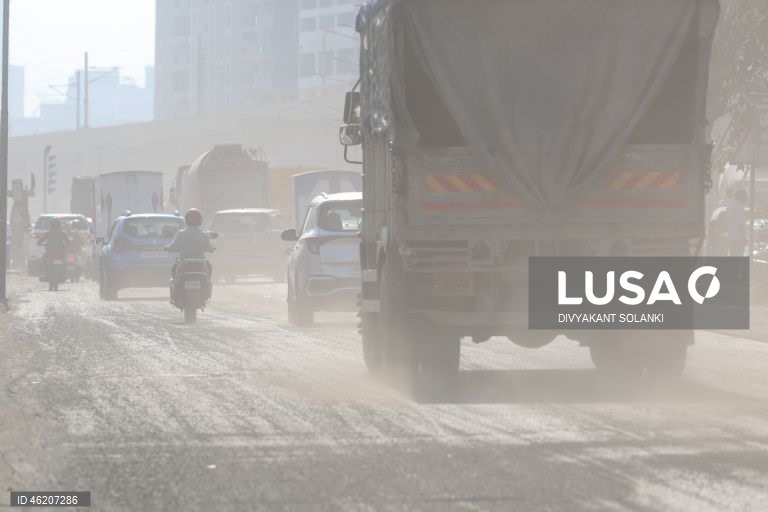 Índia: Poluição atmosférica em Mumbai