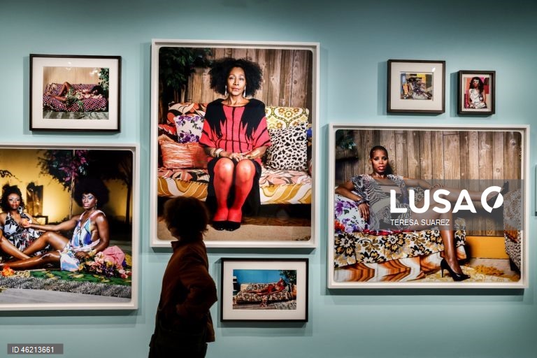 França: Exposição do artista americano Mickalene Thomas no Grand Palais em Paris