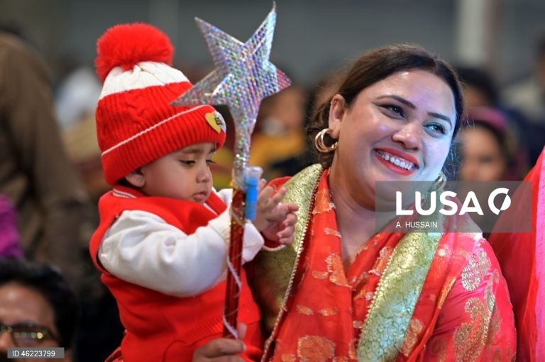 Paquistão: Preparativos para o Natal em Lahore