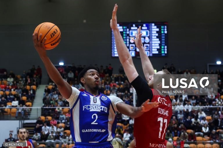 Basquetebol: Benfica derrota o FC Porto e conquista a Supertaça Mário Saldanha