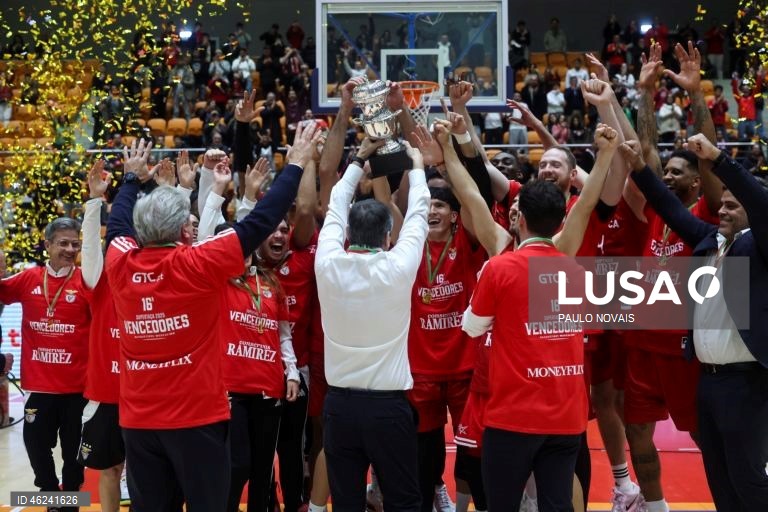 Basquetebol: Benfica derrota o FC Porto e conquista a Supertaça Mário Saldanha