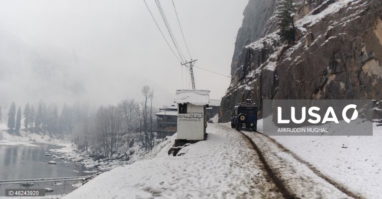 Neve na Caxemira paquistanesa