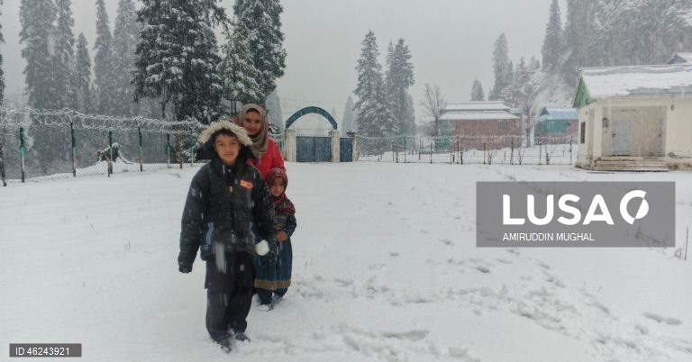 Neve na Caxemira paquistanesa