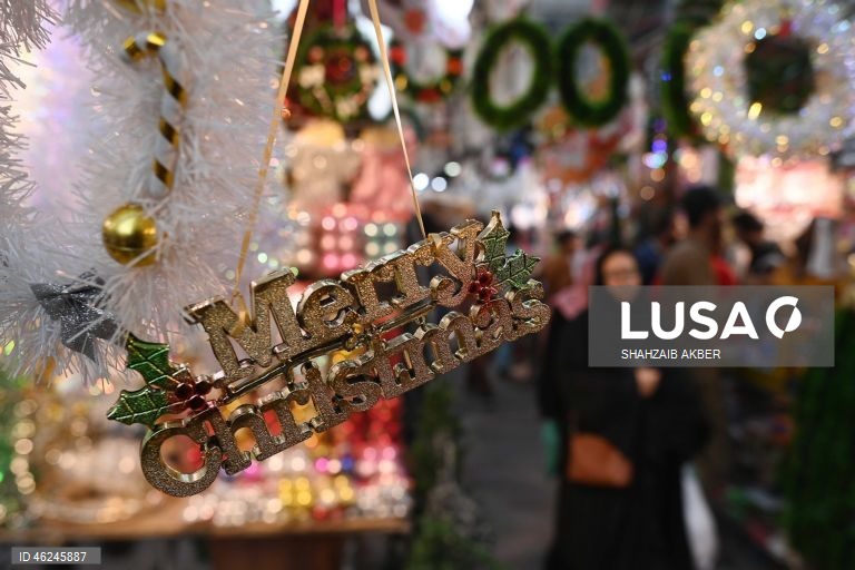 Paquistão: Preparativos para o Natal em Karachi