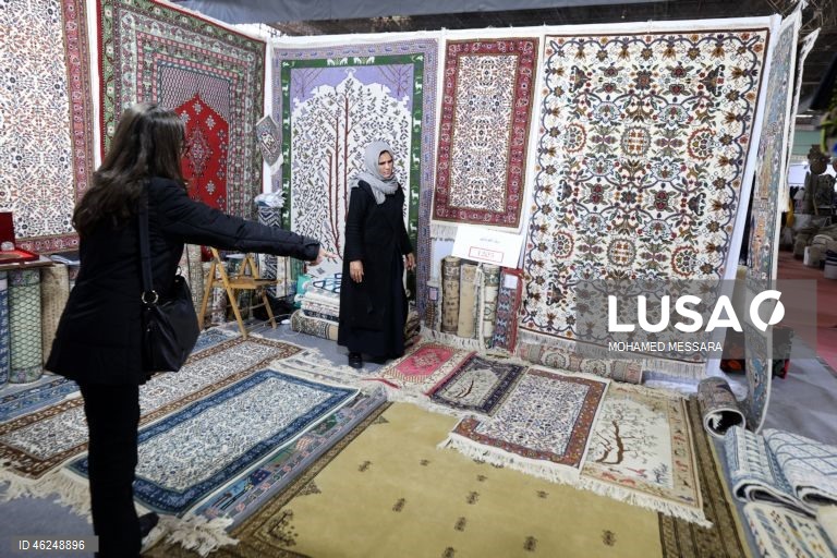 Tunes: 4ª Feira Nacional de Tapetes e Tecelagem Tradicional