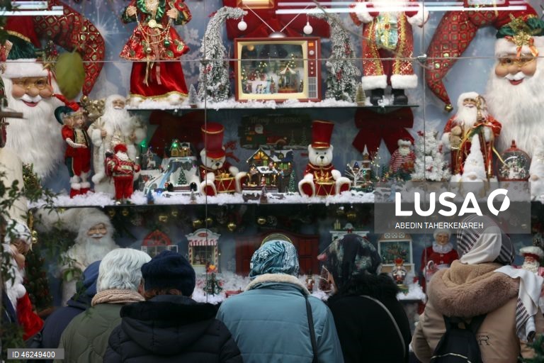 Preparações para o Natal em Teerão