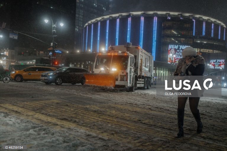 EUA: Tempestade de neve em Nova Iorque