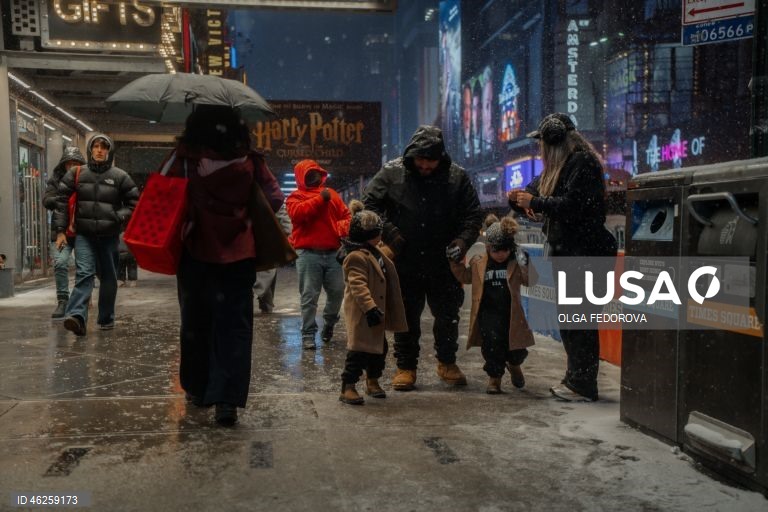 EUA: Tempestade de neve em Nova Iorque