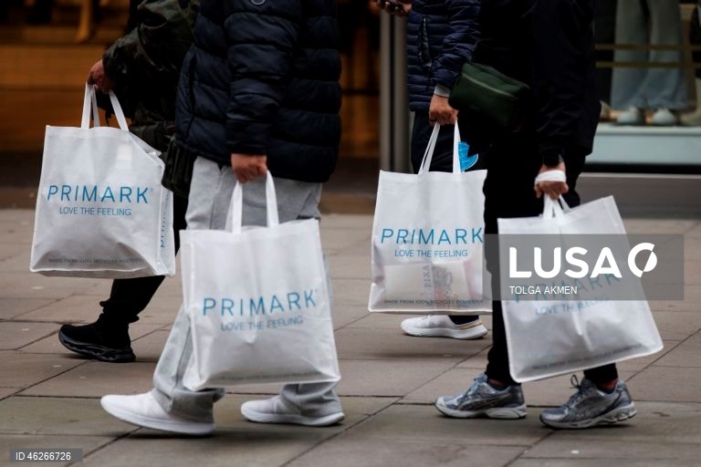 Reino Unido: Compras nas liquidações de inverno