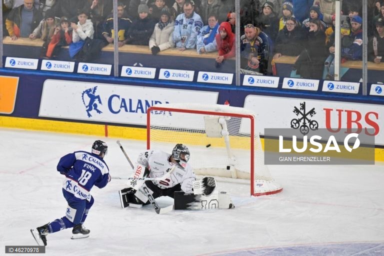 Suíça: Hóquei no gelo Spengler Cup 2025 - Collegiate Selects vs Sparta Praga