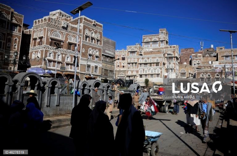 Iémen: A vida quotidiana em Sana durante o conflito que recentemente eclodiu entre o governo iemenita apoiado pela Arábia Saudita e os separatistas do sul