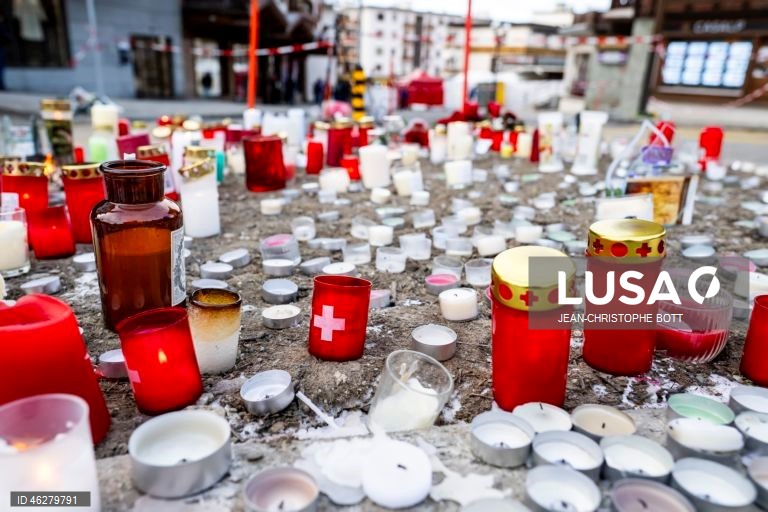 Suíça: Memorial em homenagem às vítimas do incêndio em Crans-Montana