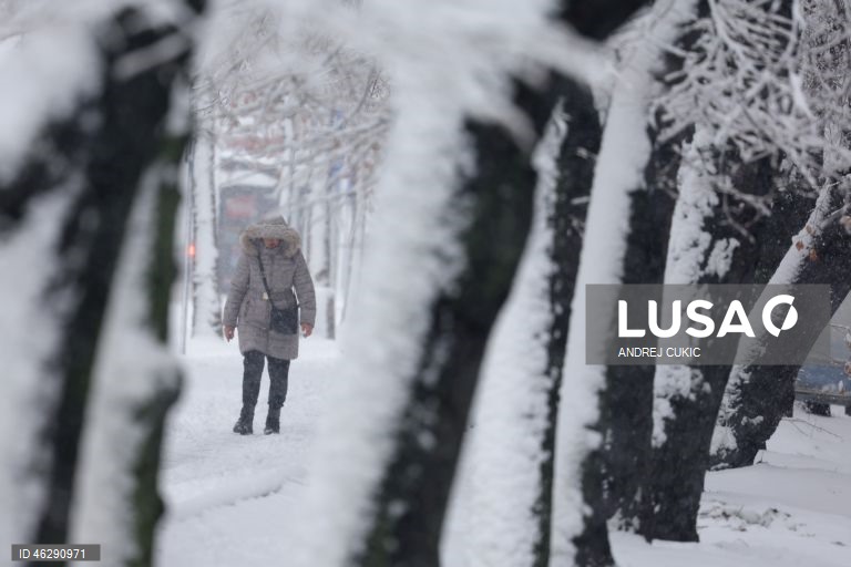 Sérvia: Neve em Belgrado