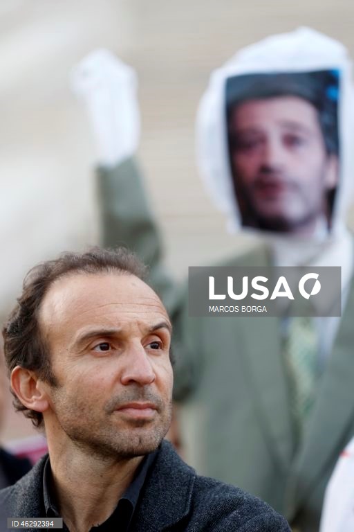 Eleições presidenciais: 2º dia de campanha