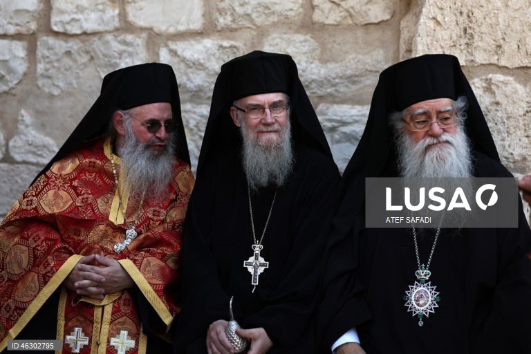 Palestina: Cristãos ortodoxos celebram o nascimento de Jesus Cristo na Igreja da Navidade em Belém