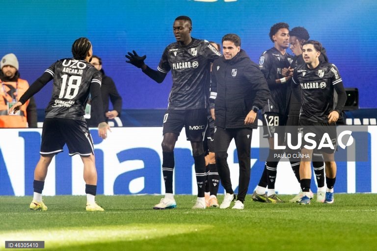 Futebol: Vitória de Guimarães vence o Sporting nas meias finais da Taça da Liga 