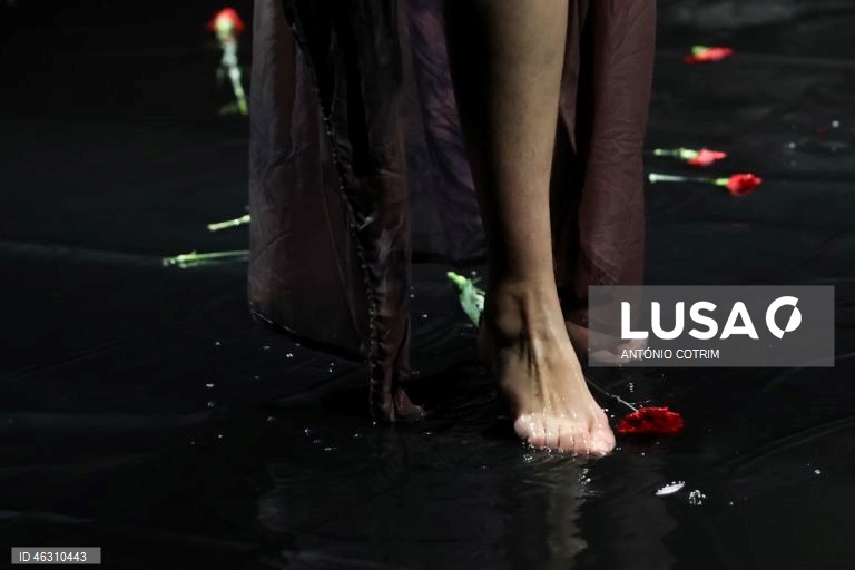 Ensaio de imprensa do espetáculo “Vaga Luz”, em Lisboa, com estreia marcada para o próximo dia 9, no Teatro São Luiz - Sala Mário Viegas.