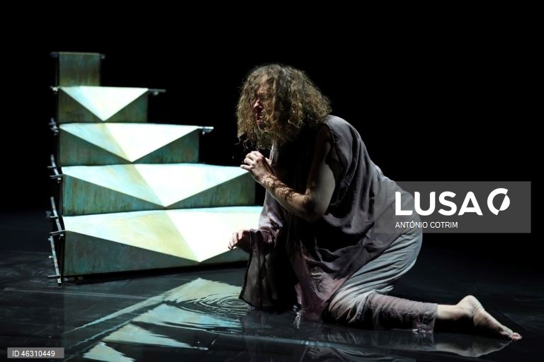 Ensaio de imprensa do espetáculo “Vaga Luz”, em Lisboa, com estreia marcada para o próximo dia 9, no Teatro São Luiz - Sala Mário Viegas.