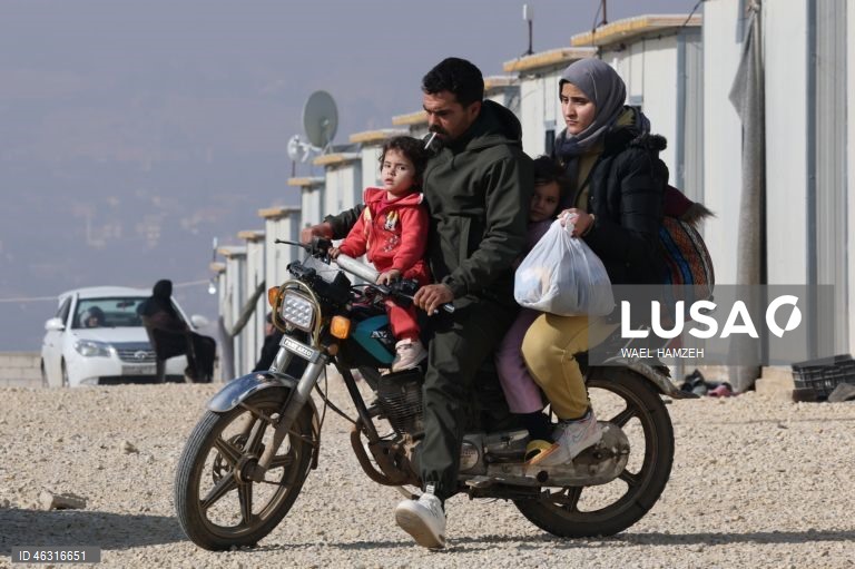 Líbano: Campo de refugiados no Vale de Bekaa