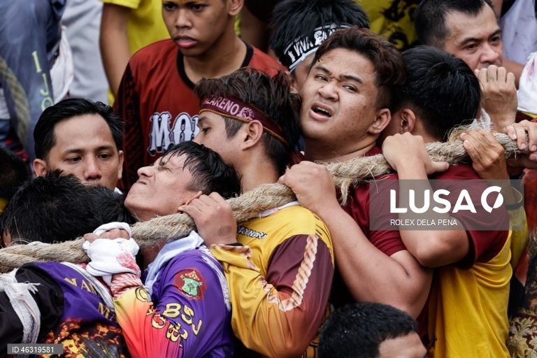 Filipinas: Festa católica de Jesus Nazareno celebrada em Manila