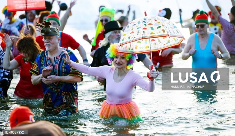 Alemanha: 40º carnaval no gelo.