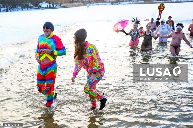Alemanha: 40º carnaval no gelo.