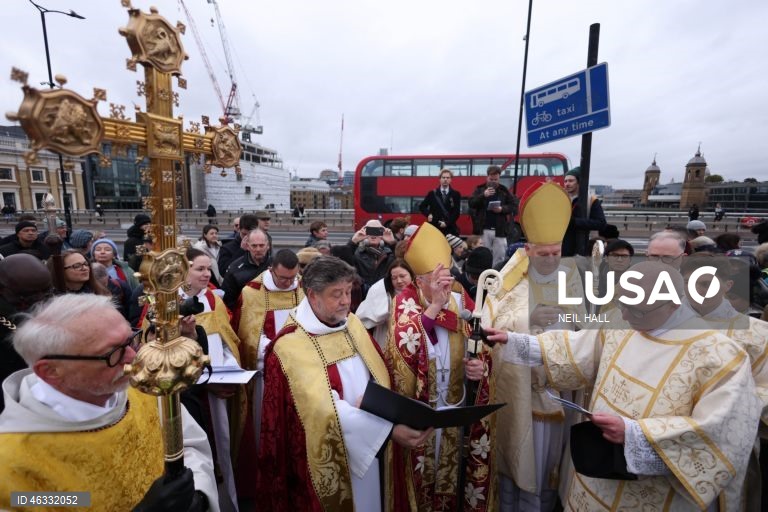 Londres: Bênção do rio Tamisa