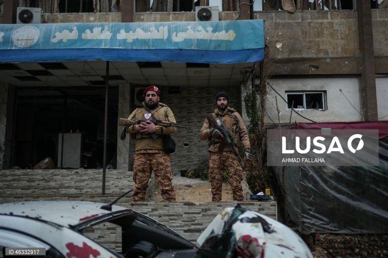 Síria: vida quotidiana em Aleppo após confrontos entre forças curdas e tropas do governo.