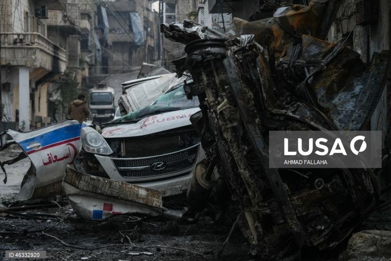 Síria: vida quotidiana em Aleppo após confrontos entre forças curdas e tropas do governo.