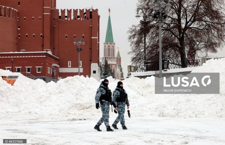 Rússia: Neve em Moscovo