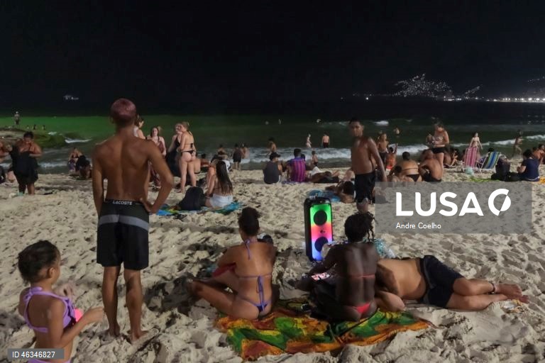 Brasil: praias do Rio de Janeiro ficam lotadas dia e noite, com calor recorde de 41 graus