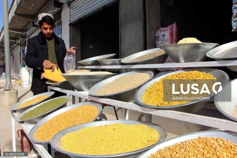 Afeganistão: Mercado tradicional em Kandahar