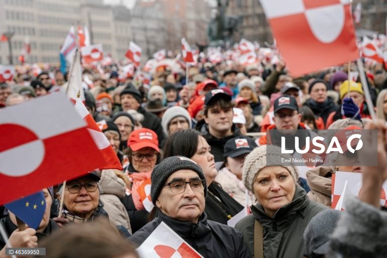 Dinamarca: Manifestação em Copenhaga contra as pretensões de Trump em relação à Gronelândia