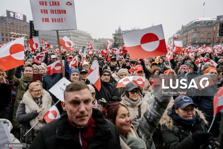 Dinamarca: Manifestação em Copenhaga contra as pretensões de Trump em relação à Gronelândia