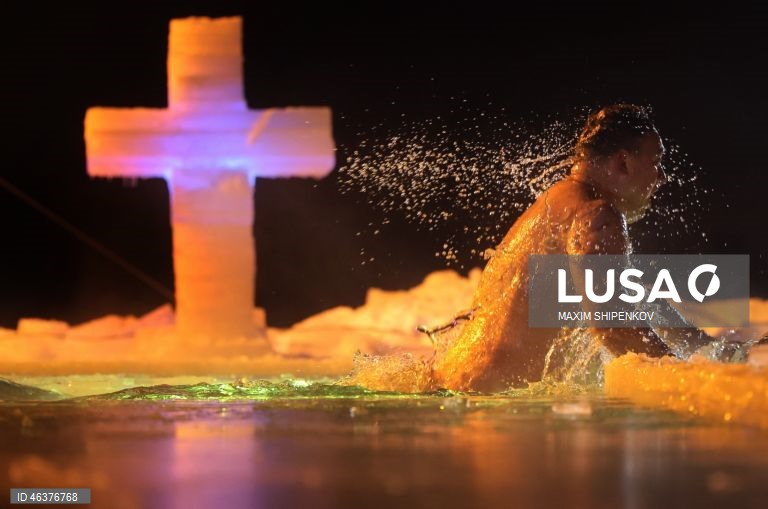 Rússia: Celebrações da Epifania ortodoxa em Moscovo