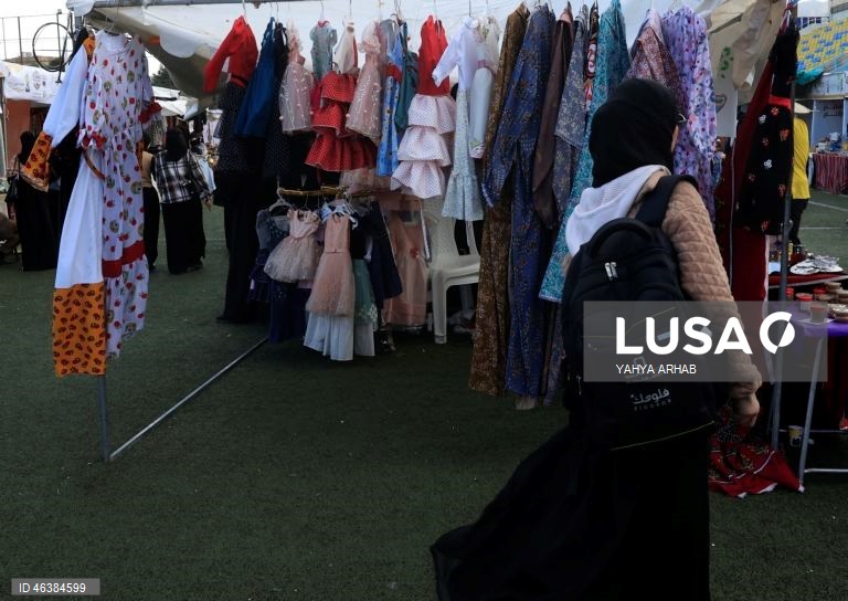 Iémen: Bazar em Saná vende produtos artesanais feitos por mulheres