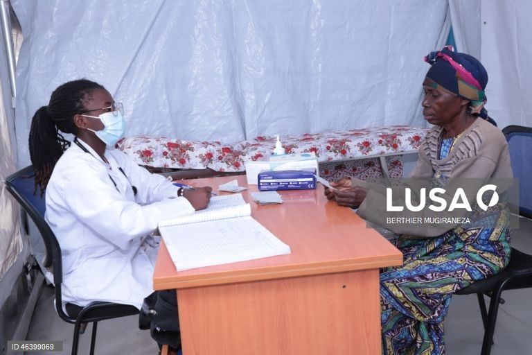 Burundi: Campo de refugiados da República Democrática do Congo