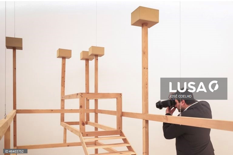 Visita de imprensa e inauguração da exposição "Auto dos Anfitriões: Obras da Coleção da Fundação Leal Rios na Coleção de Serralves", Museu de Serralves, no Porto, 22 de janeiro de 2026. A exposição exibe pela primeira vez em Serralves obras de alguns dos artistas nacionais e internacionais representados na Coleção da Fundação Leal Rios. JOSÉ COELHO/LUSA