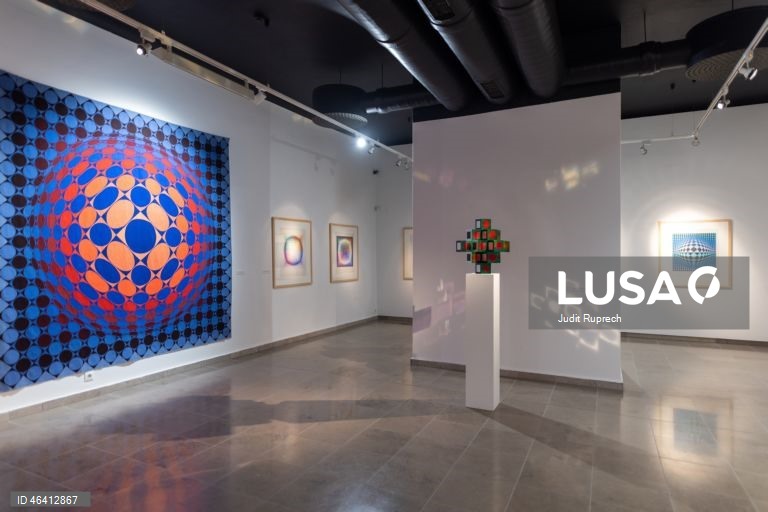 Hungria: Exposição de Victor Vasarely no Museu Janus Pannonius em Pecs