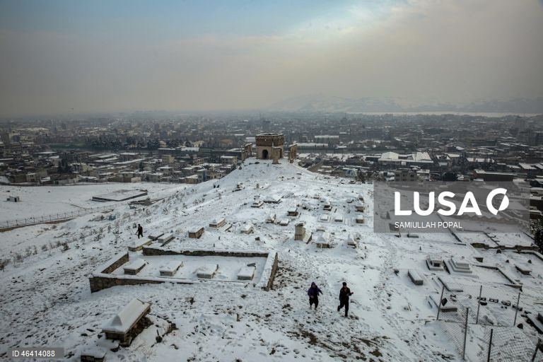 Afeganistão: Neve em Cabul
