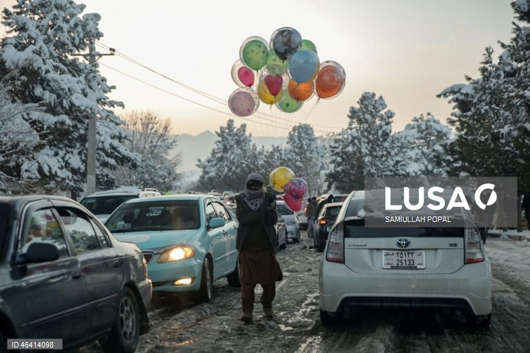 Afeganistão: Neve em Cabul