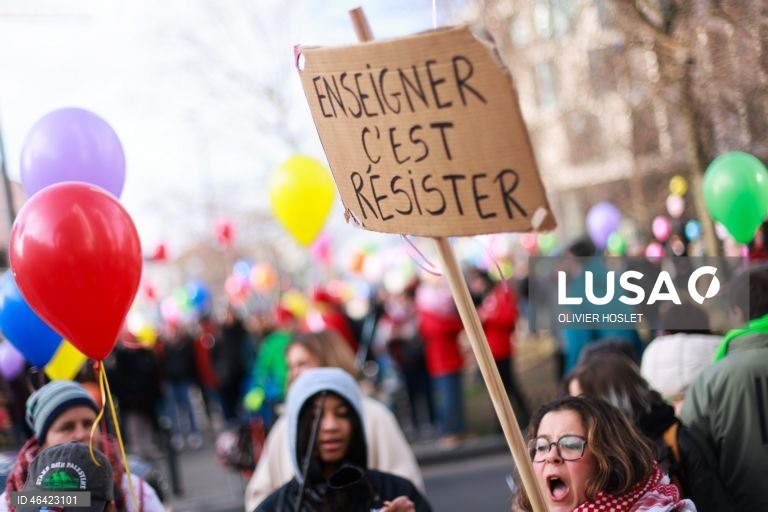 Bélgica: Manifestação em Bruxelas contra os cortes no orçamento da Educação