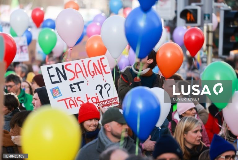 Bélgica: Manifestação em Bruxelas contra os cortes no orçamento da Educação