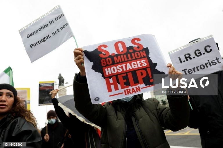 Marcha pacífica em Lisboa de apoio ao povo iraniano
