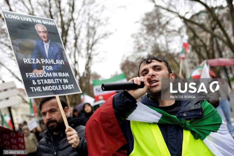 Marcha pacífica em Lisboa de apoio ao povo iraniano