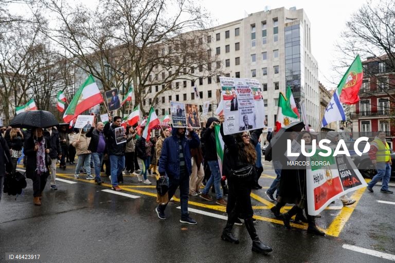 Marcha pacífica em Lisboa de apoio ao povo iraniano
