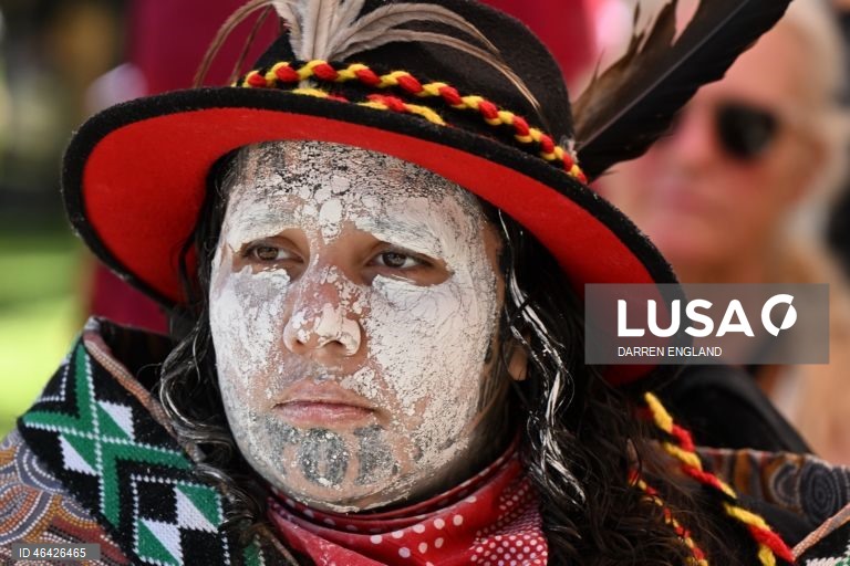 Austrália: protestos do Dia da Invasão, realizado no âmbito das comemorações do Dia da Austrália de 2026, em Sydney