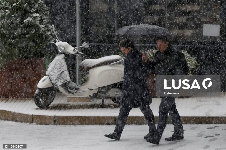 Tempestade Kristin atinge Espanha