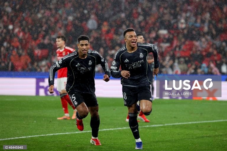 Um golo do guarda-redes Trubin, aos 90+8 minutos, qualificou hoje o Benfica para o play-off de acesso aos oitavos de final da Liga dos Campeões de futebol, garantindo um triunfo por 4-2 sobre o Real Madrid.