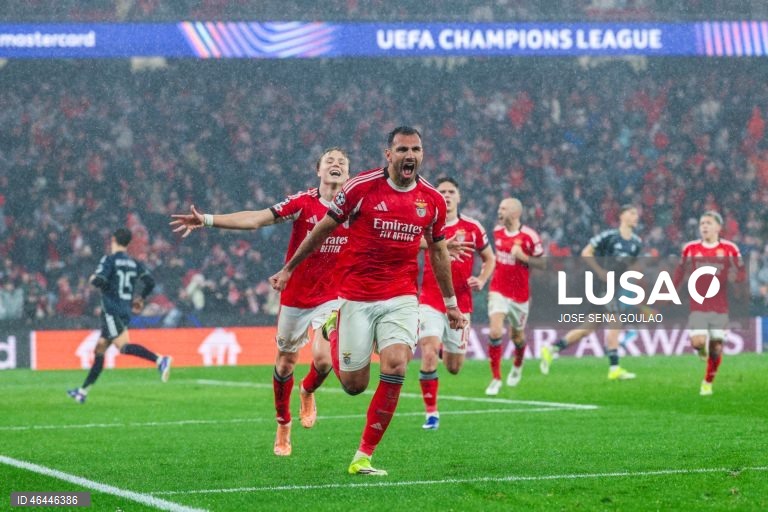 Um golo do guarda-redes Trubin, aos 90+8 minutos, qualificou hoje o Benfica para o play-off de acesso aos oitavos de final da Liga dos Campeões de futebol, garantindo um triunfo por 4-2 sobre o Real Madrid.